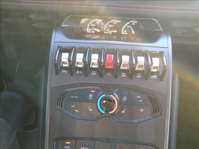 2015 Lamborghini HURACAN — миниатюра 17