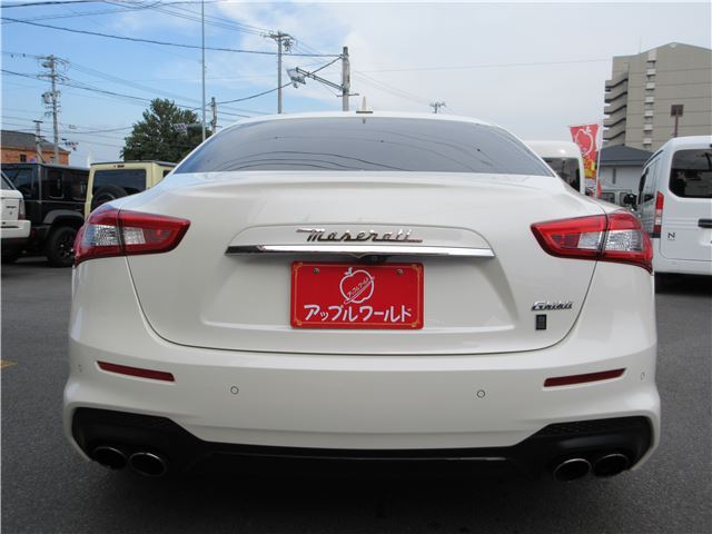 صورة مصغرة 18 لـ 2018 Maserati GRAN SPORT