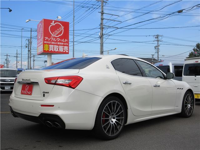 صورة مصغرة 21 لـ 2018 Maserati GRAN SPORT