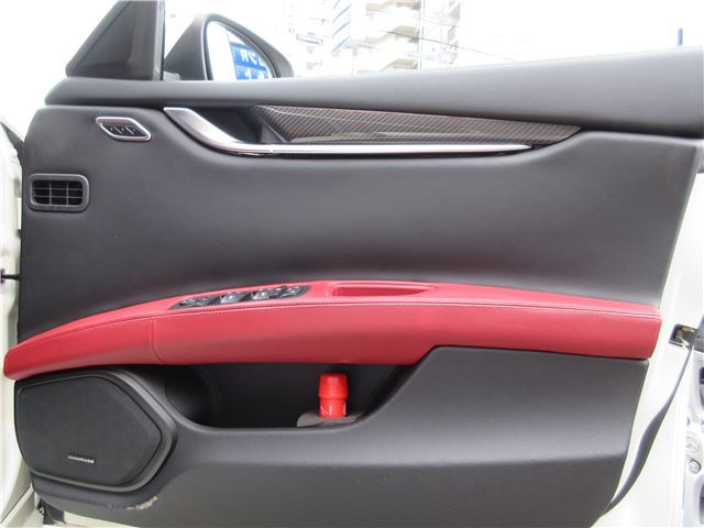 صورة مصغرة 27 لـ 2018 Maserati GRAN SPORT