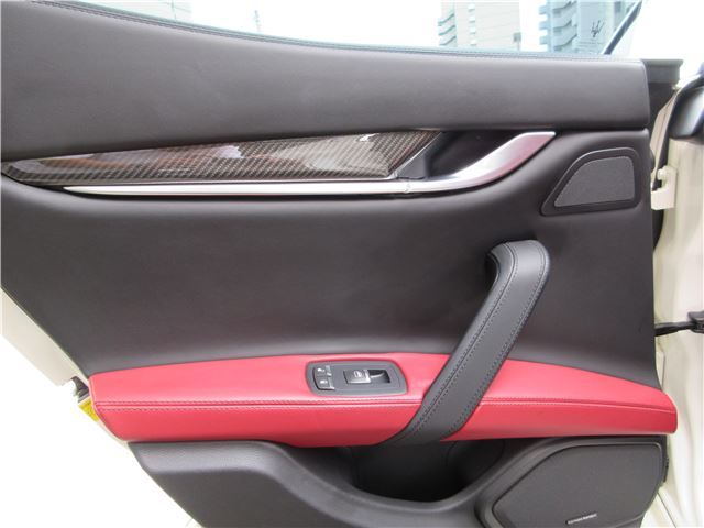 صورة مصغرة 40 لـ 2018 Maserati GRAN SPORT