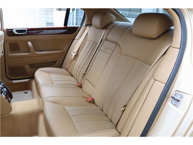 2006 Bentley FLYING SPUR — миниатюра 27