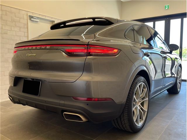 2020 Porsche CAYENNE COUPE — миниатюра 11