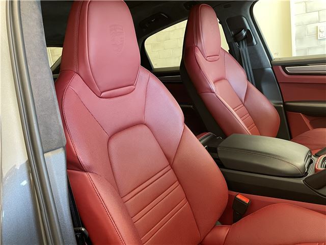 2020 Porsche CAYENNE COUPE — миниатюра 21