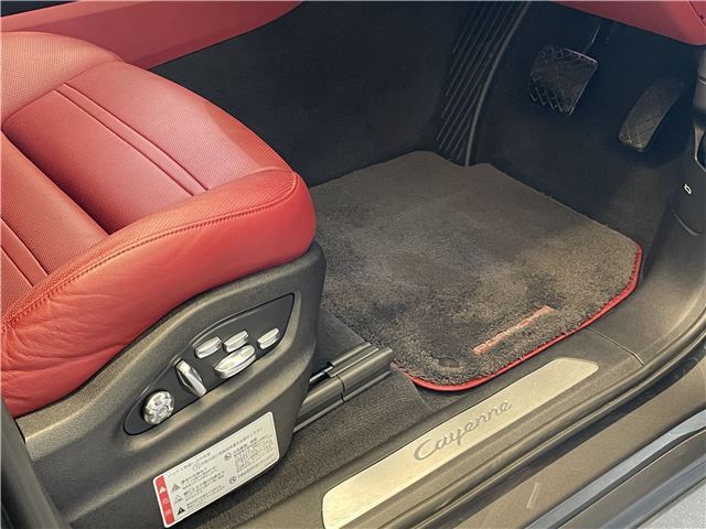 2020 Porsche CAYENNE COUPE — миниатюра 23