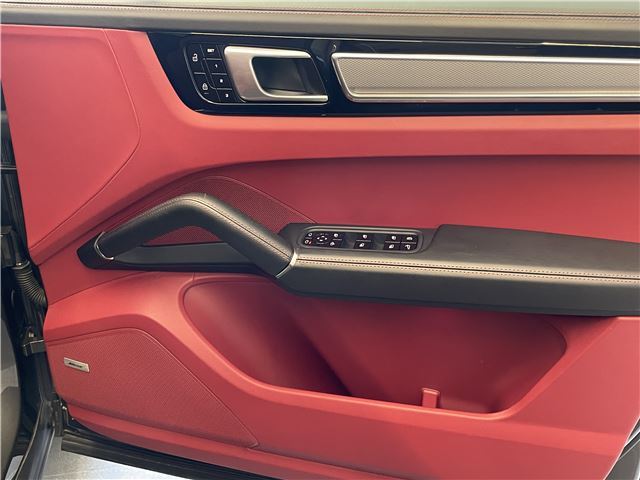 2020 Porsche CAYENNE COUPE — миниатюра 24