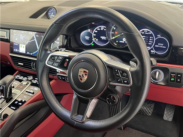 2020 Porsche CAYENNE COUPE — миниатюра 32