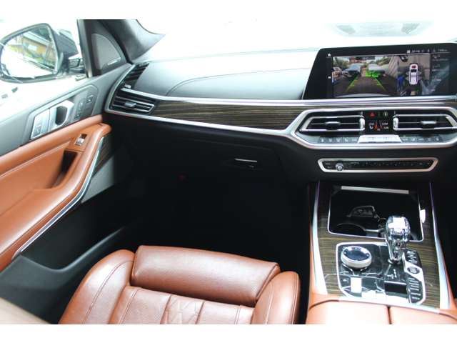 2020 BMW X7 缩略图 13