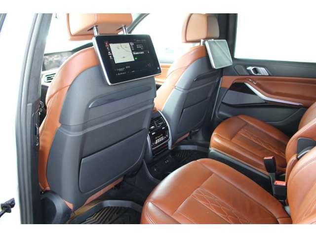 2020 BMW X7 缩略图 52