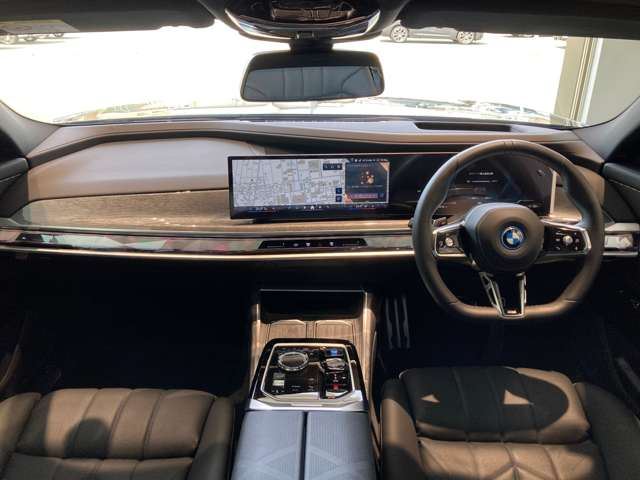 2025 BMW I7 — миниатюра 29