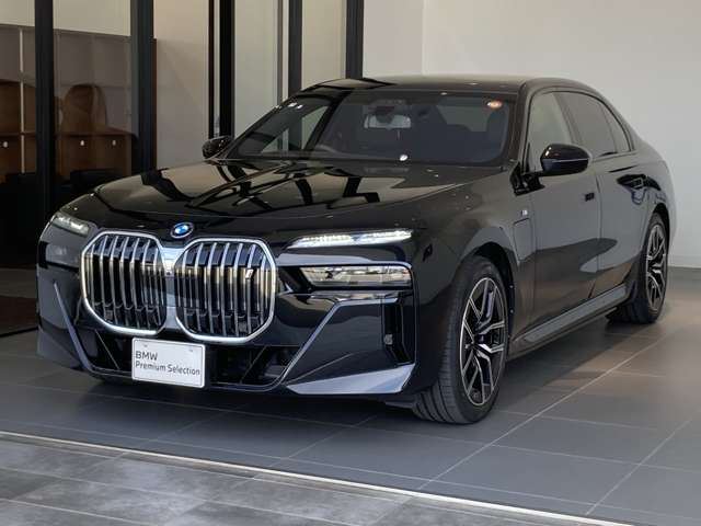 2025 BMW I7 — фото 9