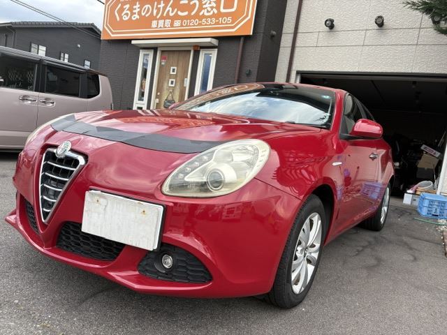 2012 ALFA Romeo GIULIETTA photo 1