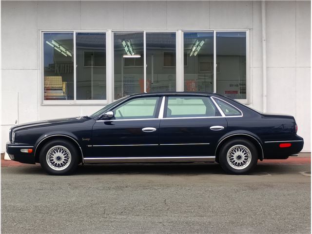 صورة مصغرة 12 لـ 2002 Nissan PRESIDENT