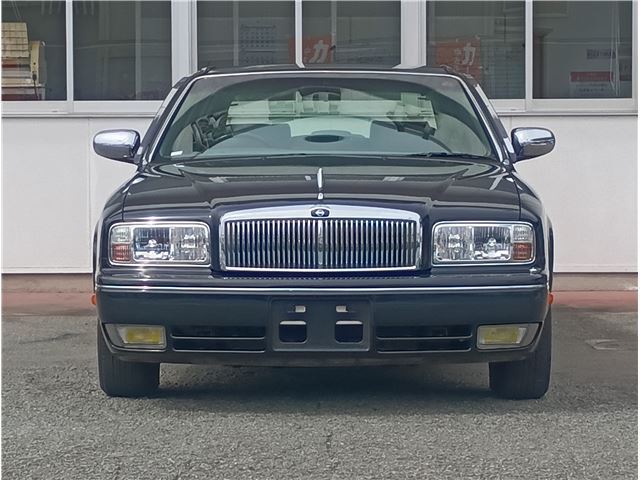 صورة 2 لـ 2002 Nissan PRESIDENT