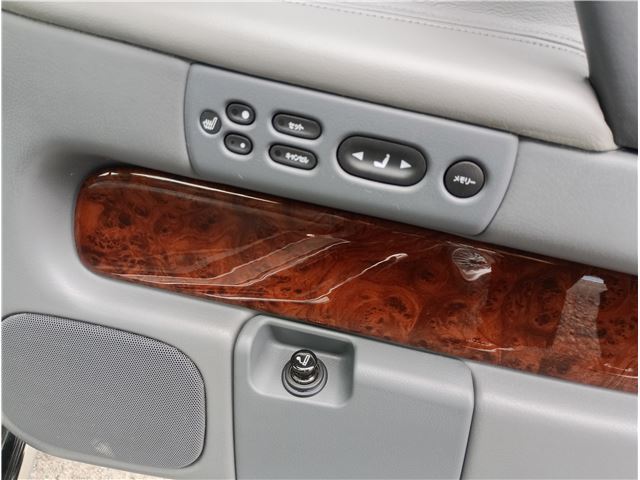 صورة مصغرة 69 لـ 2002 Nissan PRESIDENT
