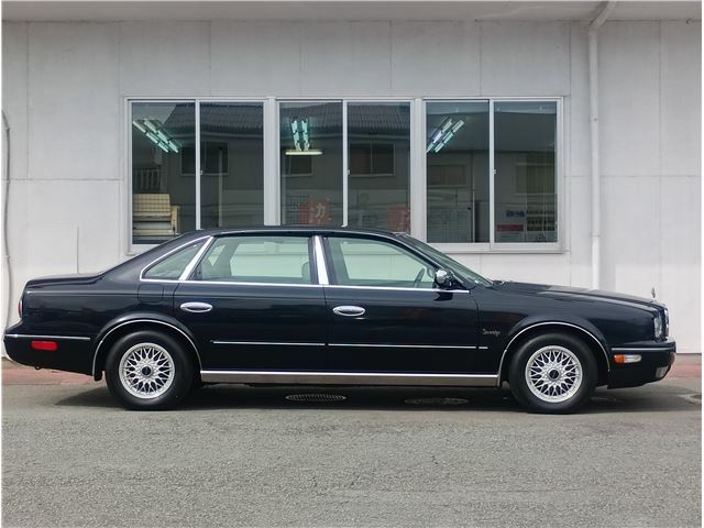 صورة 7 لـ 2002 Nissan PRESIDENT