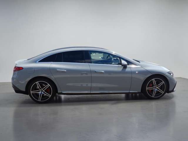 2024 Mercedes-BENZ EQE AMG — миниатюра 15