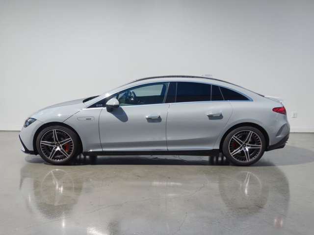 2024 Mercedes-BENZ EQE AMG — миниатюра 16