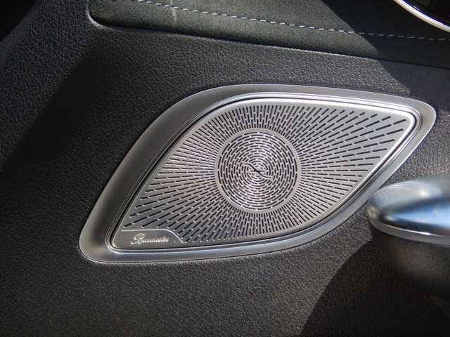 2024 Mercedes-BENZ EQE AMG — миниатюра 23