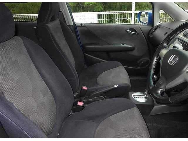 صورة 6 لـ 2005 Honda FIT