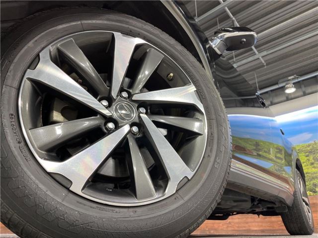 صورة 9 لـ 2019 Lexus NX