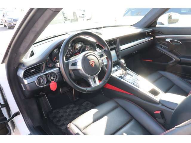 2015 Porsche CARRERA GT 缩略图 13