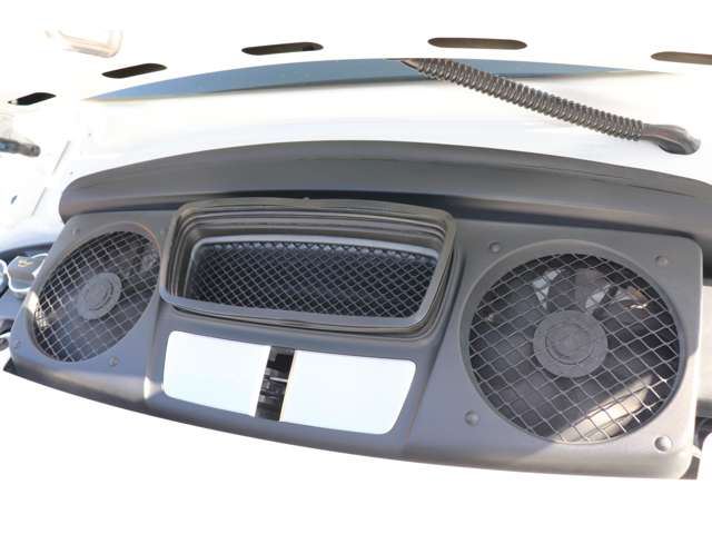 2015 Porsche CARRERA GT 缩略图 30