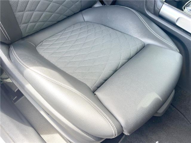 2020 Mercedes-BENZ GLB 缩略图 28