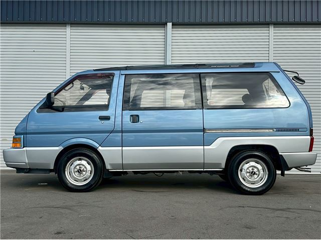 صورة 3 لـ 1989 Nissan VANETTE LARGO COACH