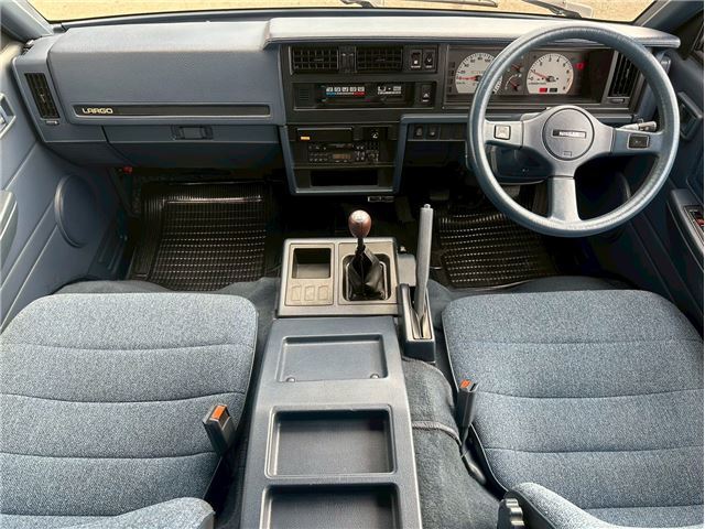صورة مصغرة 18 لـ 1989 Nissan VANETTE LARGO COACH
