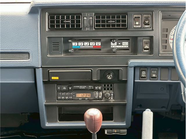 صورة مصغرة 23 لـ 1989 Nissan VANETTE LARGO COACH