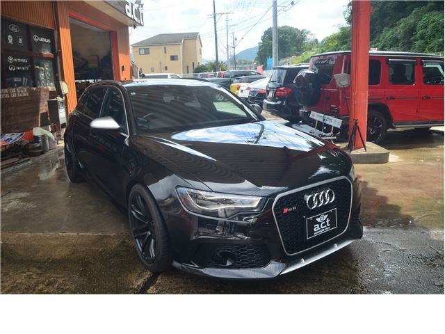 2014 AUDI RS6 AVANT — миниатюра 11