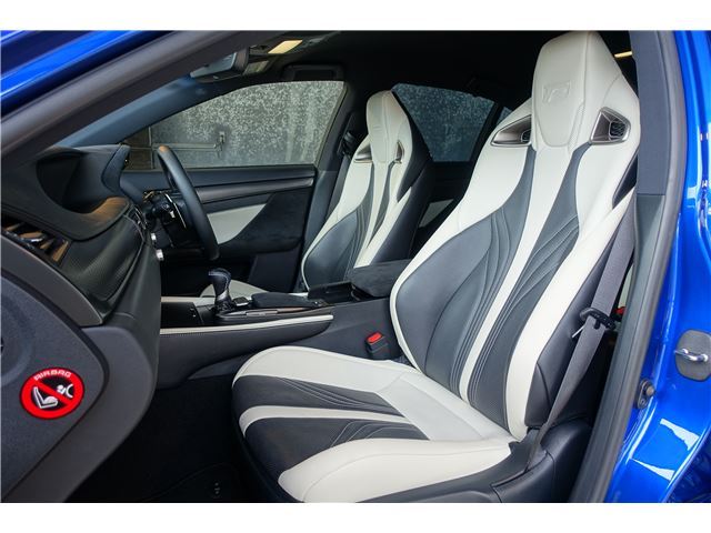 2016 Lexus GS F — миниатюра 12