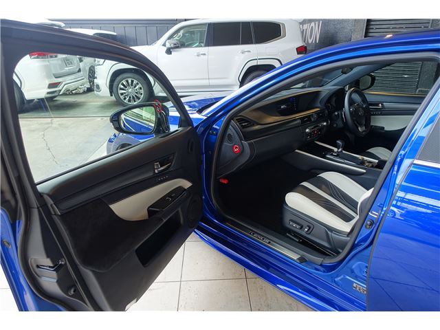 2016 Lexus GS F — миниатюра 11