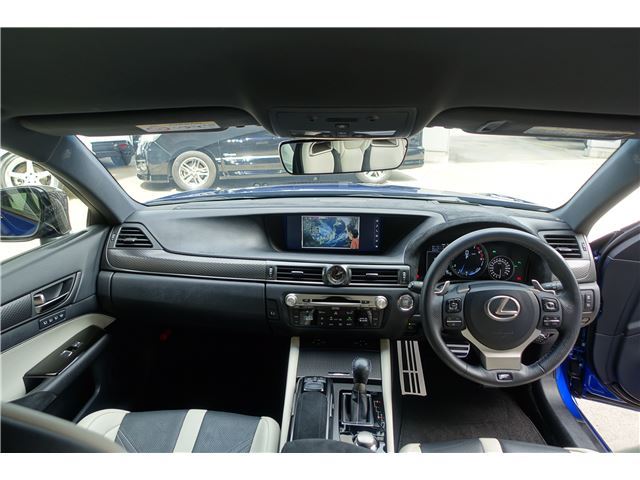 2016 Lexus GS F — миниатюра 31