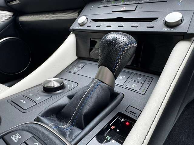 صورة مصغرة 29 لـ 2015 Lexus RC F