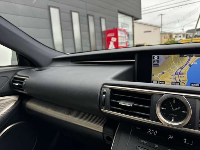 صورة مصغرة 32 لـ 2015 Lexus RC F