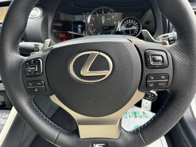 صورة مصغرة 35 لـ 2015 Lexus RC F