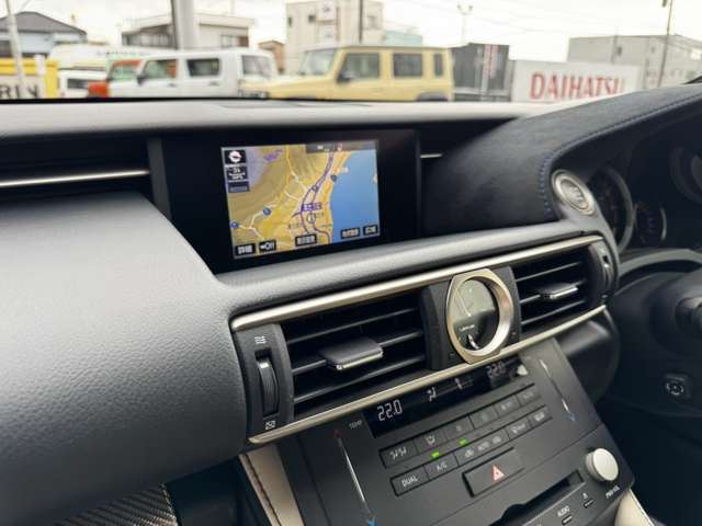 صورة مصغرة 53 لـ 2015 Lexus RC F