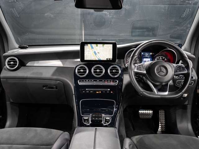 صورة 2 لـ 2016 Mercedes-BENZ GLC