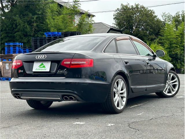 2010 AUDI S6 — фото 2