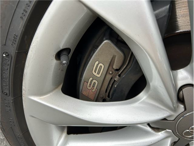 2010 AUDI S6 — миниатюра 62