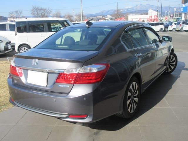 2013 Honda ACCORD HYBRID — фото 2