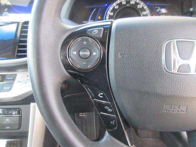 صورة مصغرة 24 لـ 2013 Honda ACCORD HYBRID