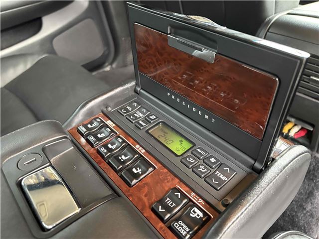صورة مصغرة 36 لـ 2006 Nissan PRESIDENT