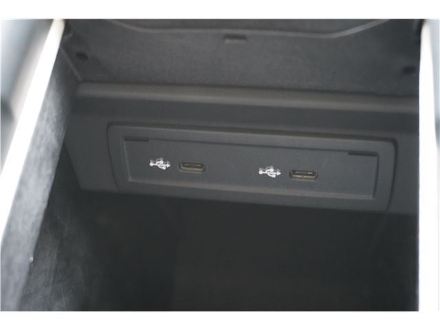صورة مصغرة 67 لـ 2020 Mercedes-BENZ GLB