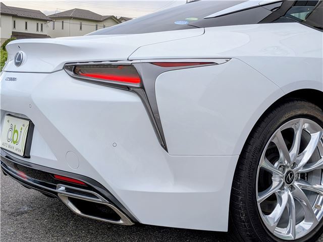 2017 Lexus LC — миниатюра 15