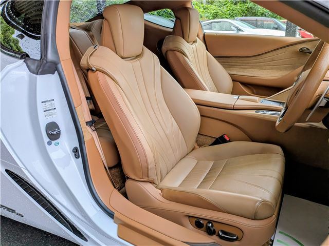 2017 Lexus LC — миниатюра 56