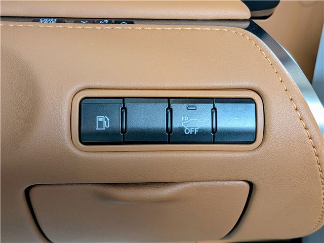 2017 Lexus LC — миниатюра 60