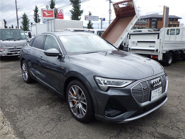 2021 AUDI E-TRON SPORTBACK — фото 4